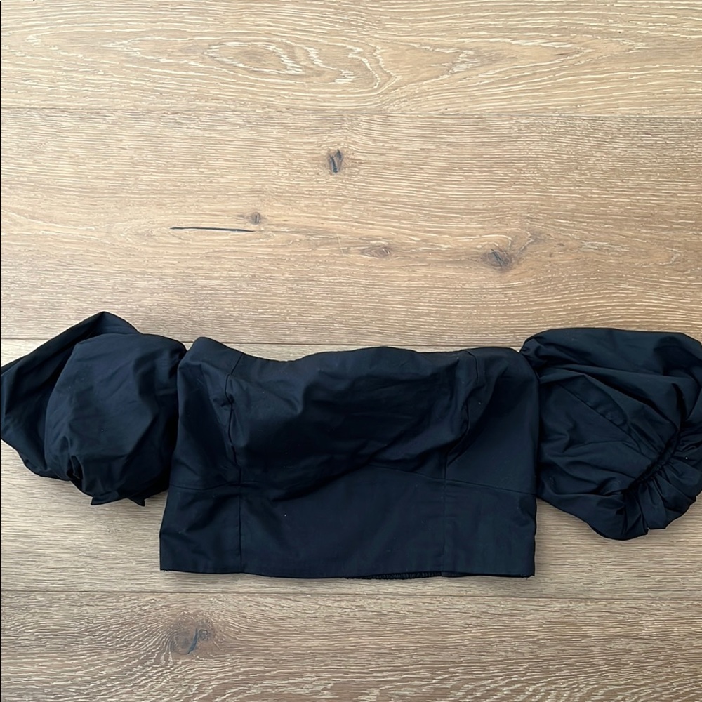 Abercrombie & Fitch Black Crop Top